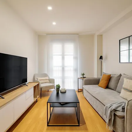 Maikran Signature Exclusive Town Hall * Alicante